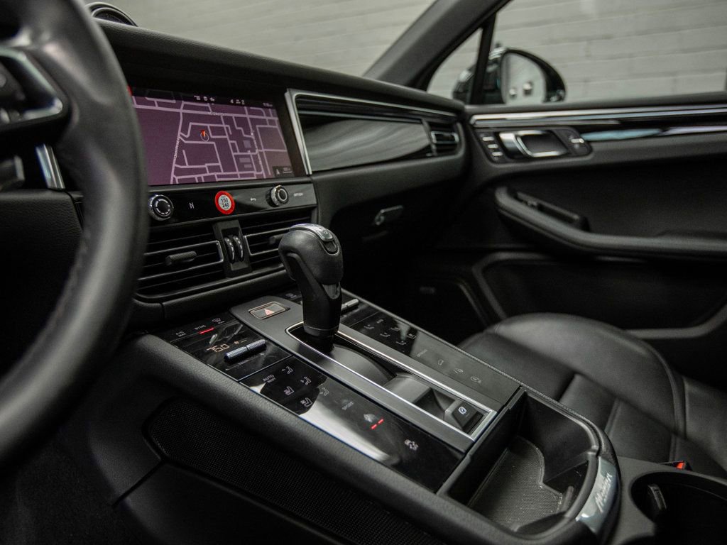 Used 2022 Porsche Macan S image 24