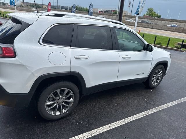 Used 2020 Jeep Cherokee Latitude Plus w/ Cold Weather Group FWD image 4