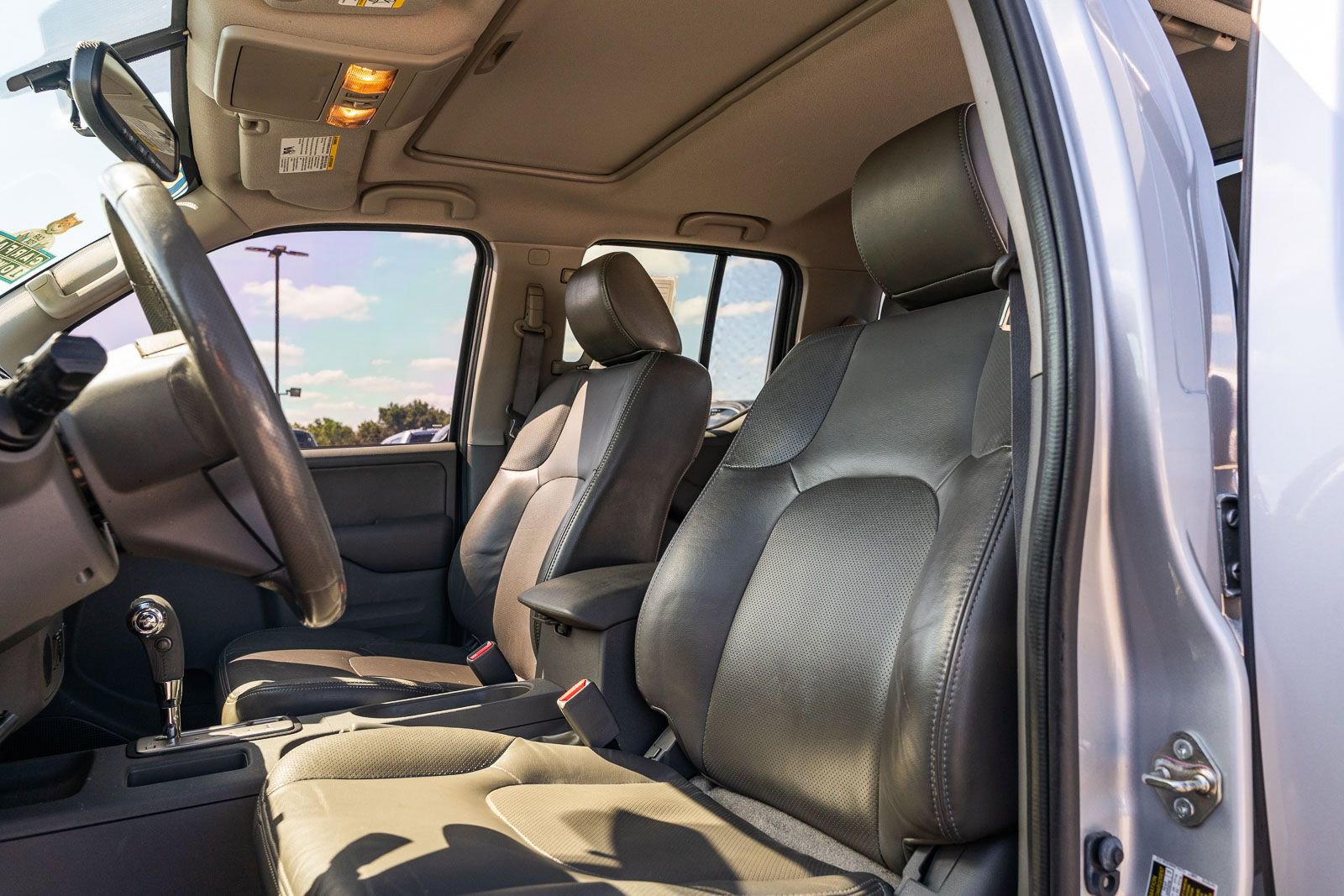Used 2019 Nissan Frontier SL RWD image 20