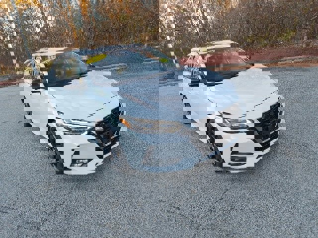 Used 2022 Nissan Sentra SR w/ SR Premium Package image 4