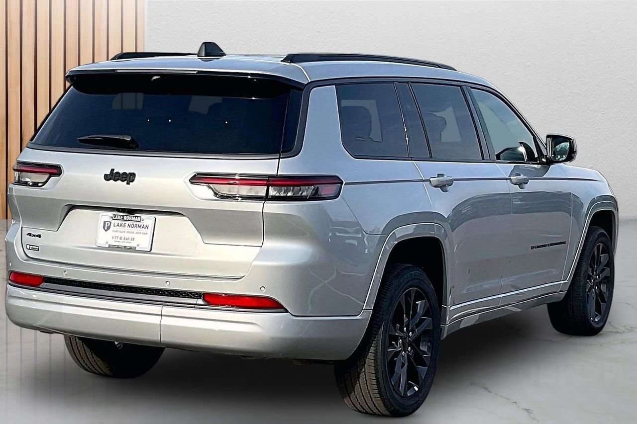 New 2026 Jeep Grand Cherokee L Limited AWD/4WD image 9