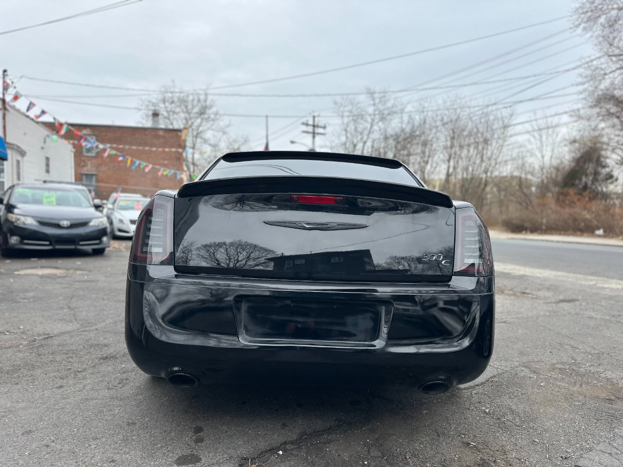 Used 2014 Chrysler 300 C image 12