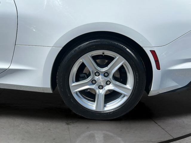 Certified 2023 Chevrolet Camaro LT image 28