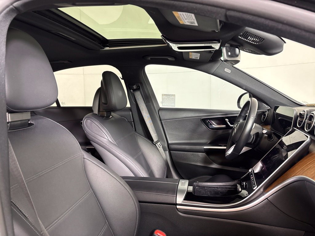 Used 2025 Mercedes-Benz C 300 4MATIC Sedan image 19
