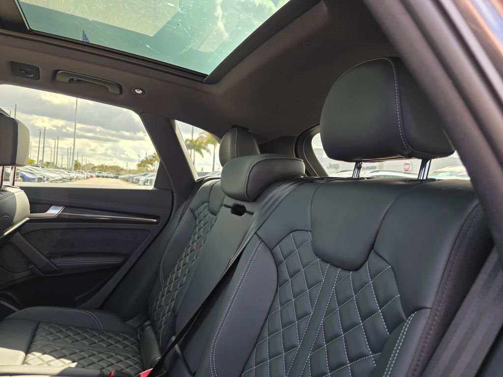 Used 2023 Audi SQ5 Premium Plus w/ Premium Plus Package AWD/4WD image 17