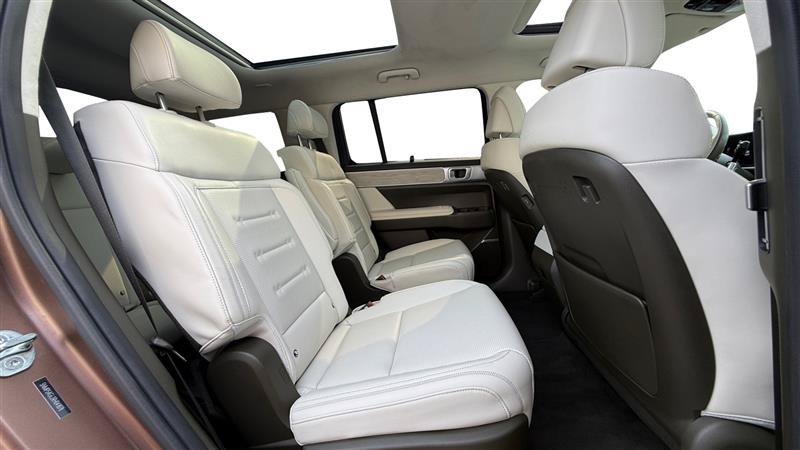 Used 2024 Hyundai Santa Fe Calligraphy FWD image 18