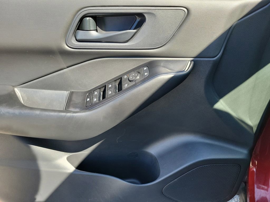 Certified 2024 Nissan Rogue S image 21