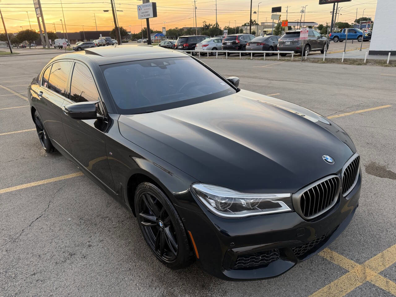 Used 2019 BMW M760i xDrive w/ Luxury Rear Seating Package AWD/4WD image 1