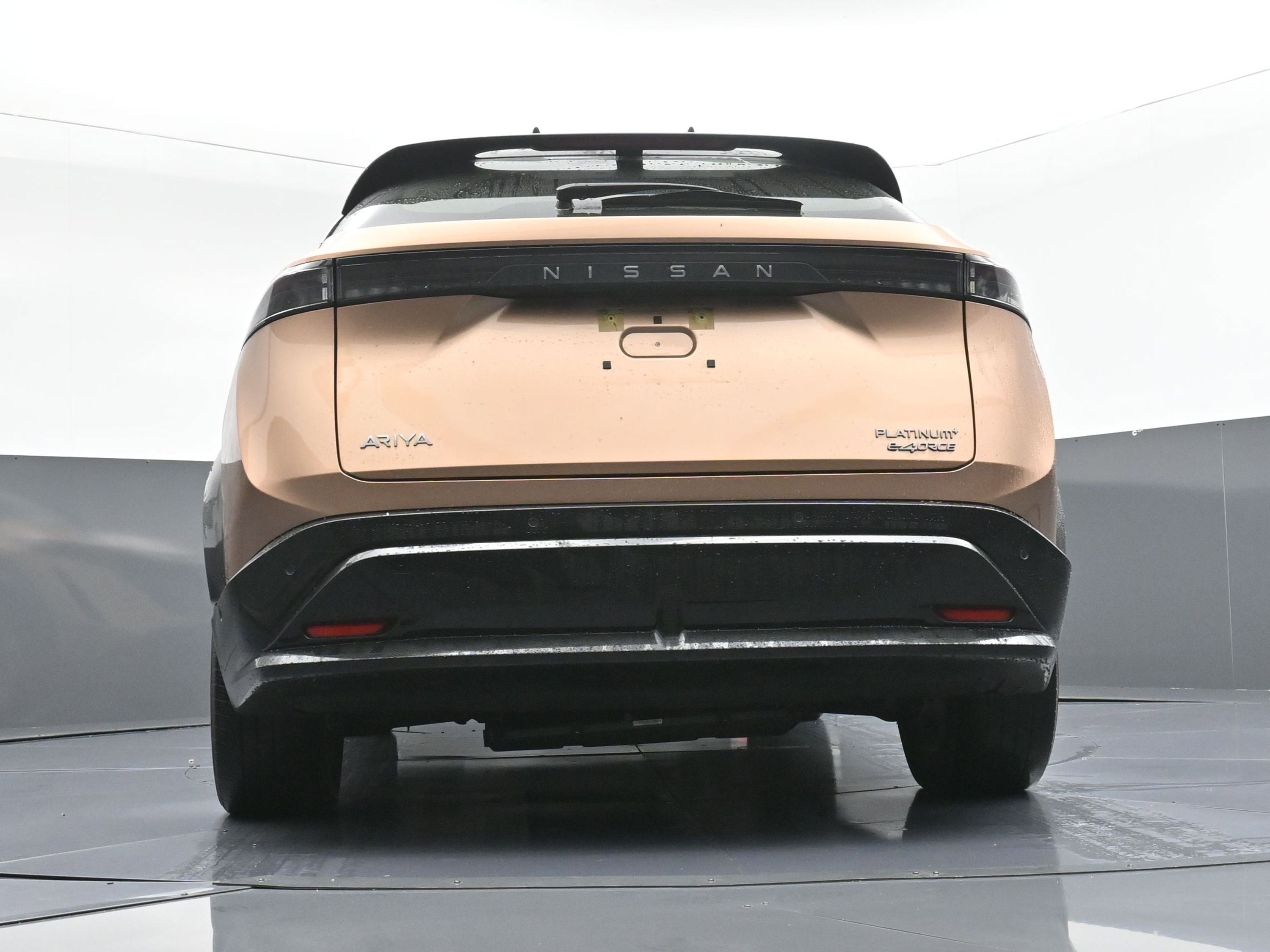 Used 2023 Nissan Ariya image 25