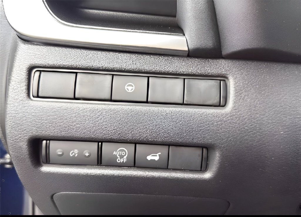 New 2026 Nissan Rogue SV w/ Cold Weather Package AWD/4WD image 29