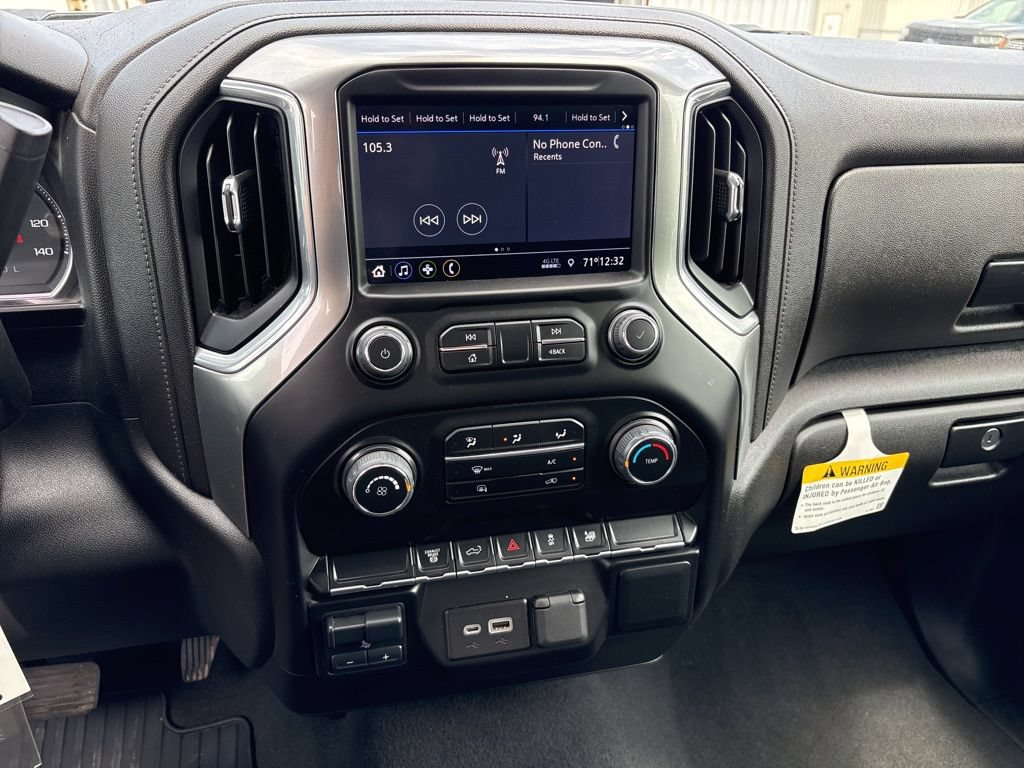 Used 2022 Chevrolet Silverado 3500 LT AWD/4WD image 22