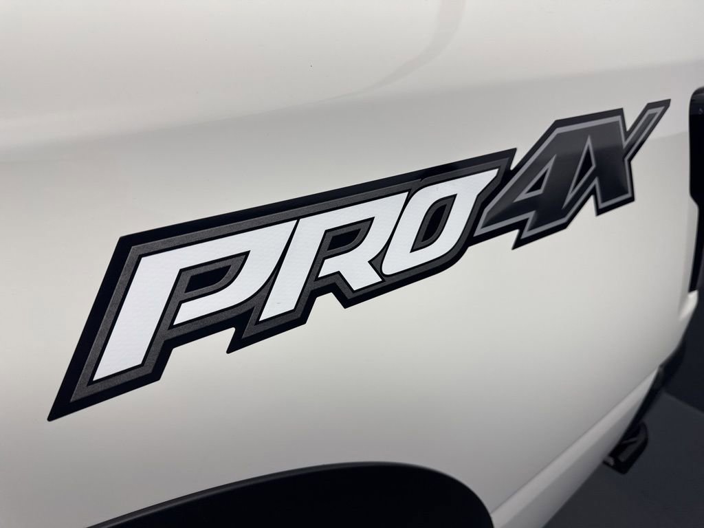 Used 2021 Nissan Titan PRO-4X w/ Pro-4x Convenience Package AWD/4WD image 39