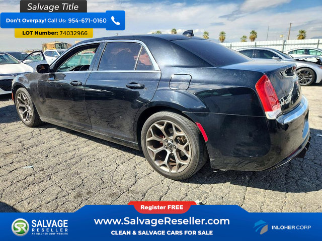 Used 2018 Chrysler 300 Touring L RWD image 3