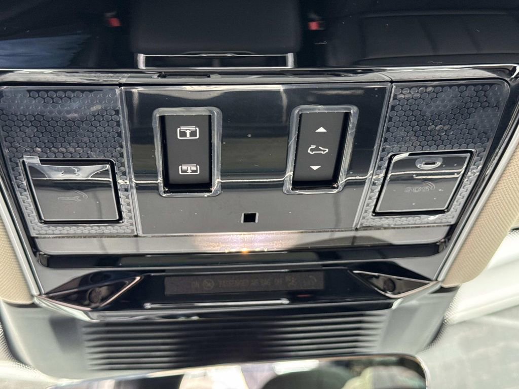 New 2026 Land Rover Range Rover SE AWD/4WD image 23