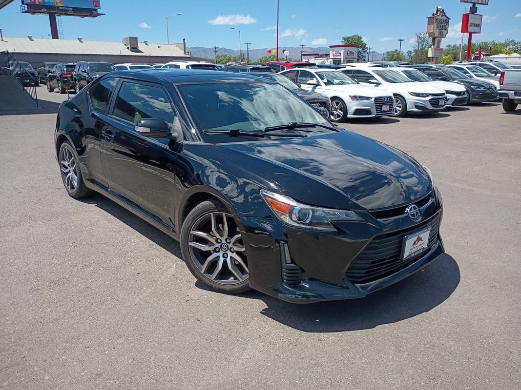 Used 2015 Scion tC FWD image 1