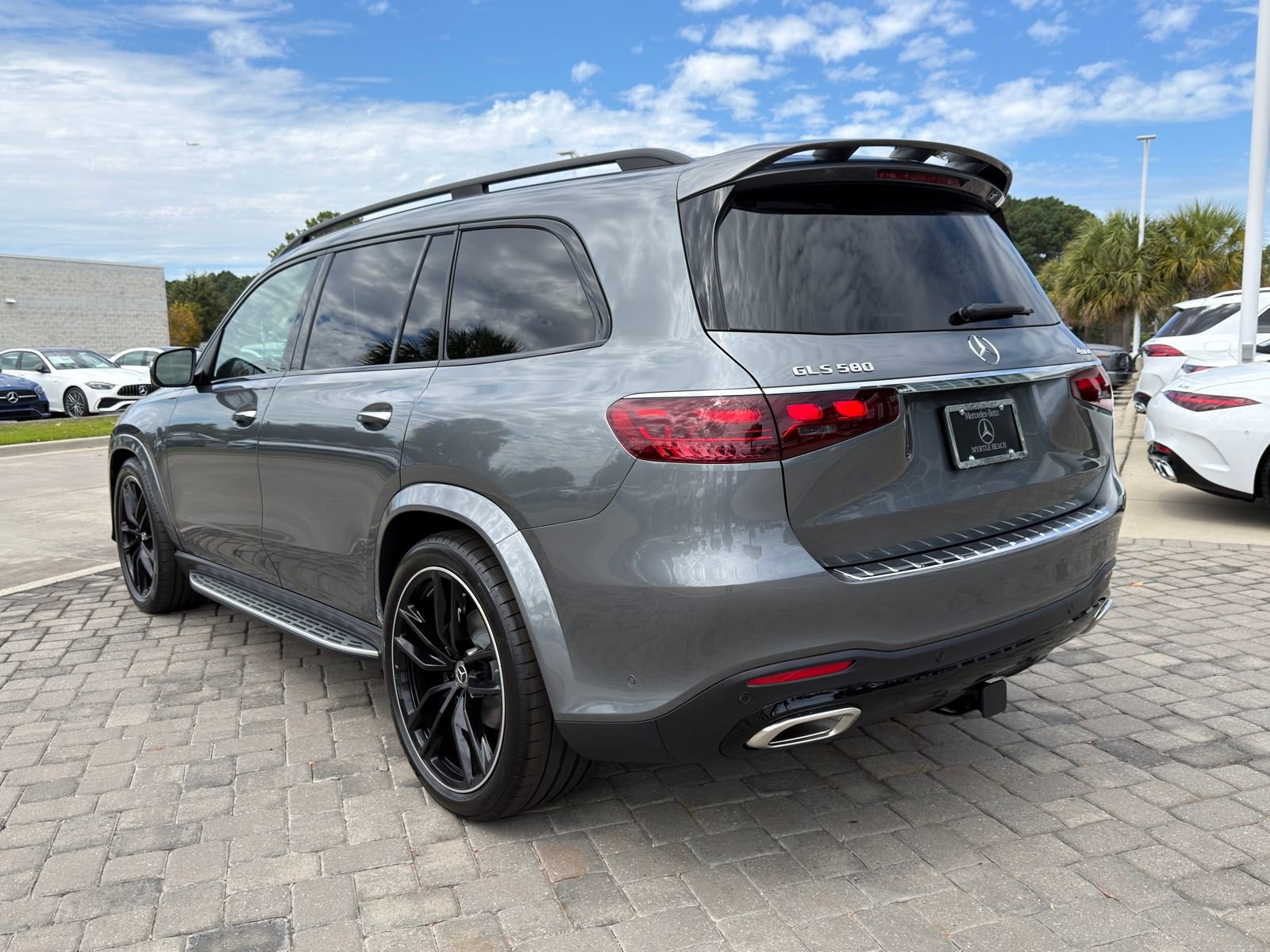 New 2026 Mercedes-Benz GLS 580 4MATIC image 11