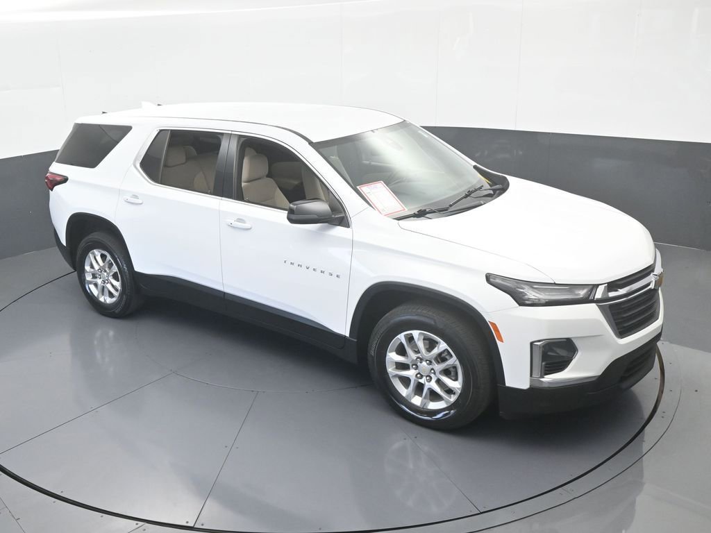 Used 2022 Chevrolet Traverse LS image 55