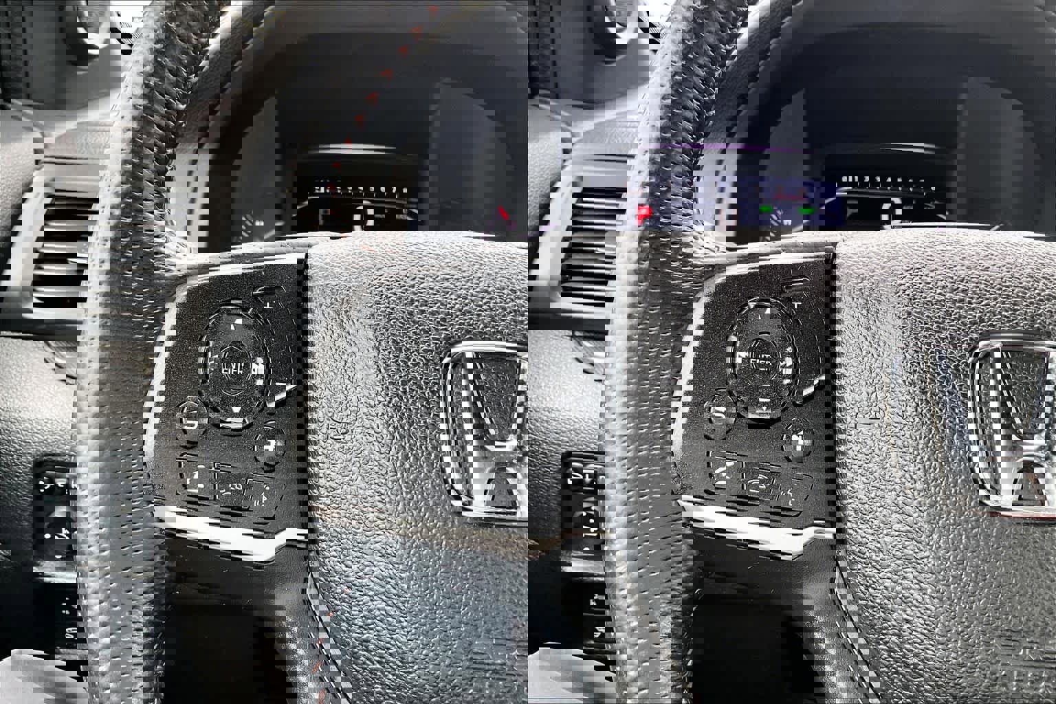 Used 2023 Honda Passport TrailSport image 22