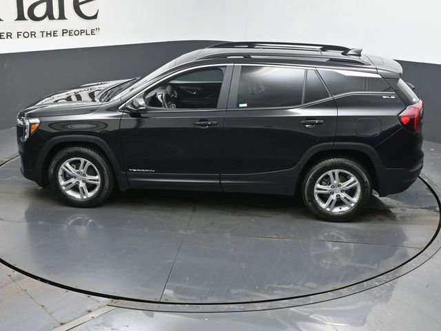 Used 2023 GMC Terrain SLE w/ Driver Convenience Package image 42