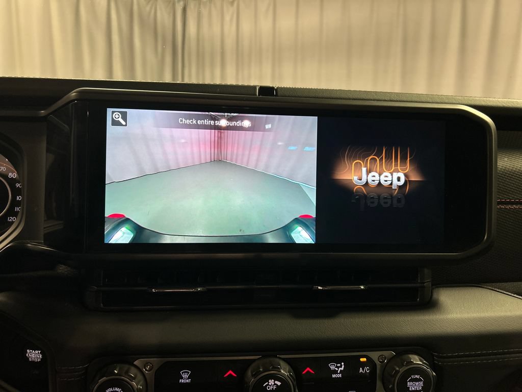 Used 2026 Jeep Gladiator Rubicon AWD/4WD image 16