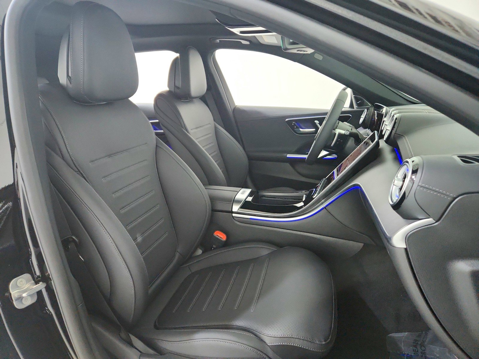 New 2025 Mercedes-Benz C 300 Sedan image 16