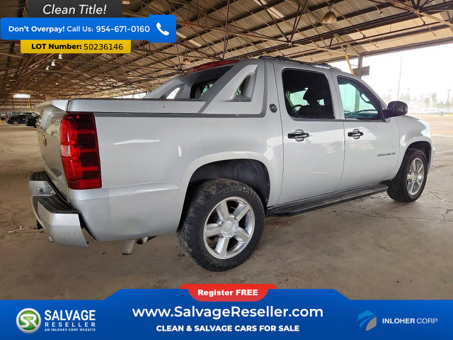 Used 2013 Chevrolet Avalanche LT w/ All-Star Edition AWD/4WD image 4