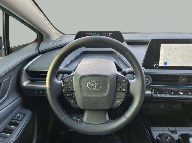 Used 2023 Toyota Prius XLE image 11