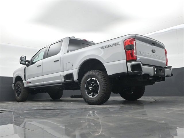 New 2026 Ford F250 Lariat image 47