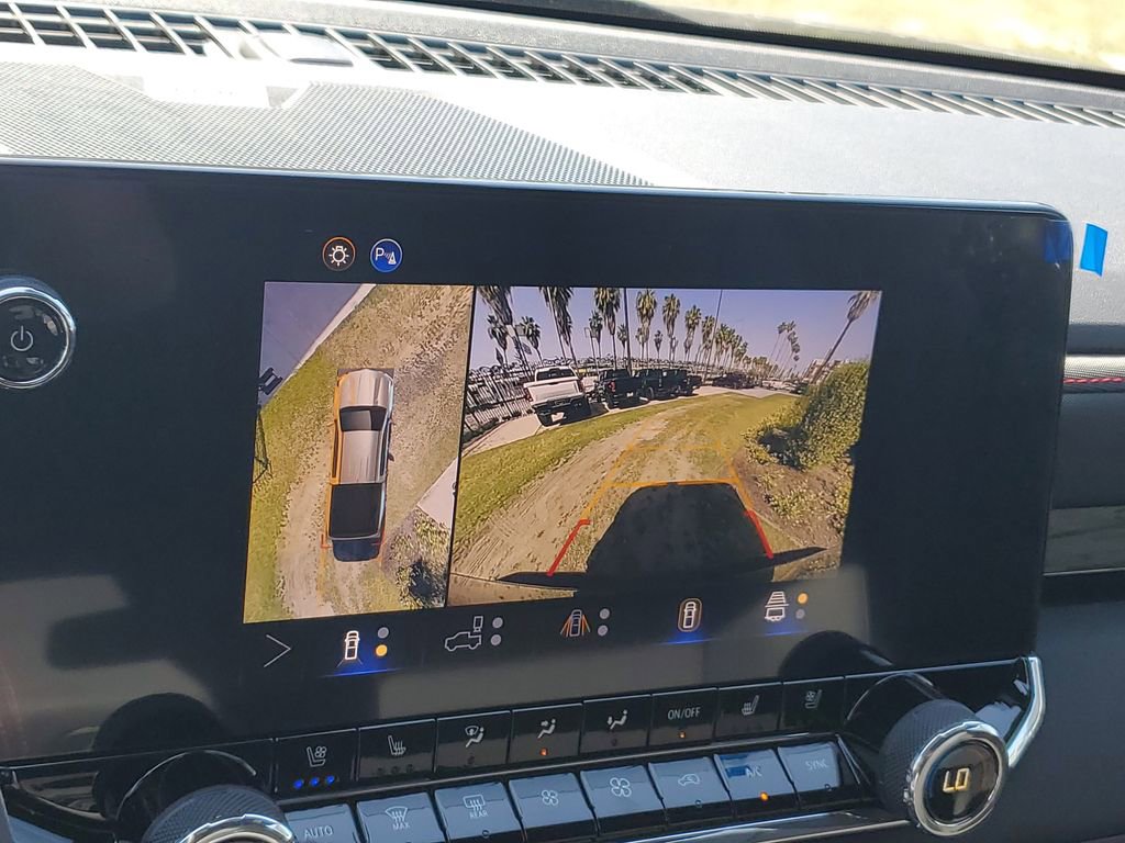 New 2026 Chevrolet Colorado Z71 w/ Technology Package AWD/4WD image 25