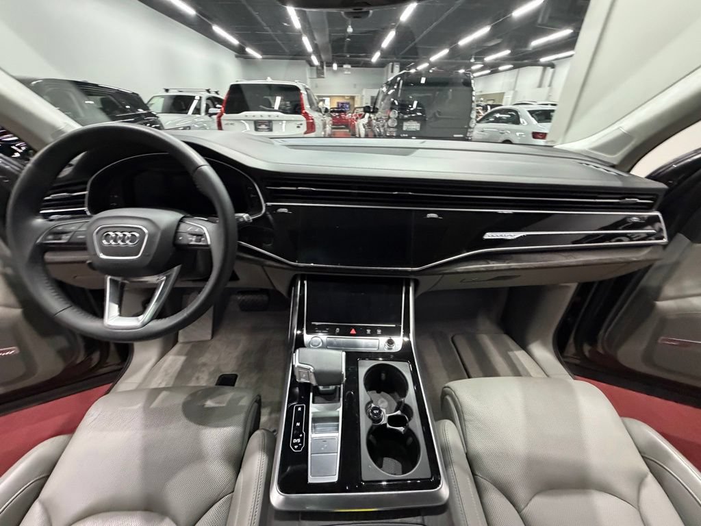Used 2020 Audi Q7 3.0T Prestige AWD/4WD image 40