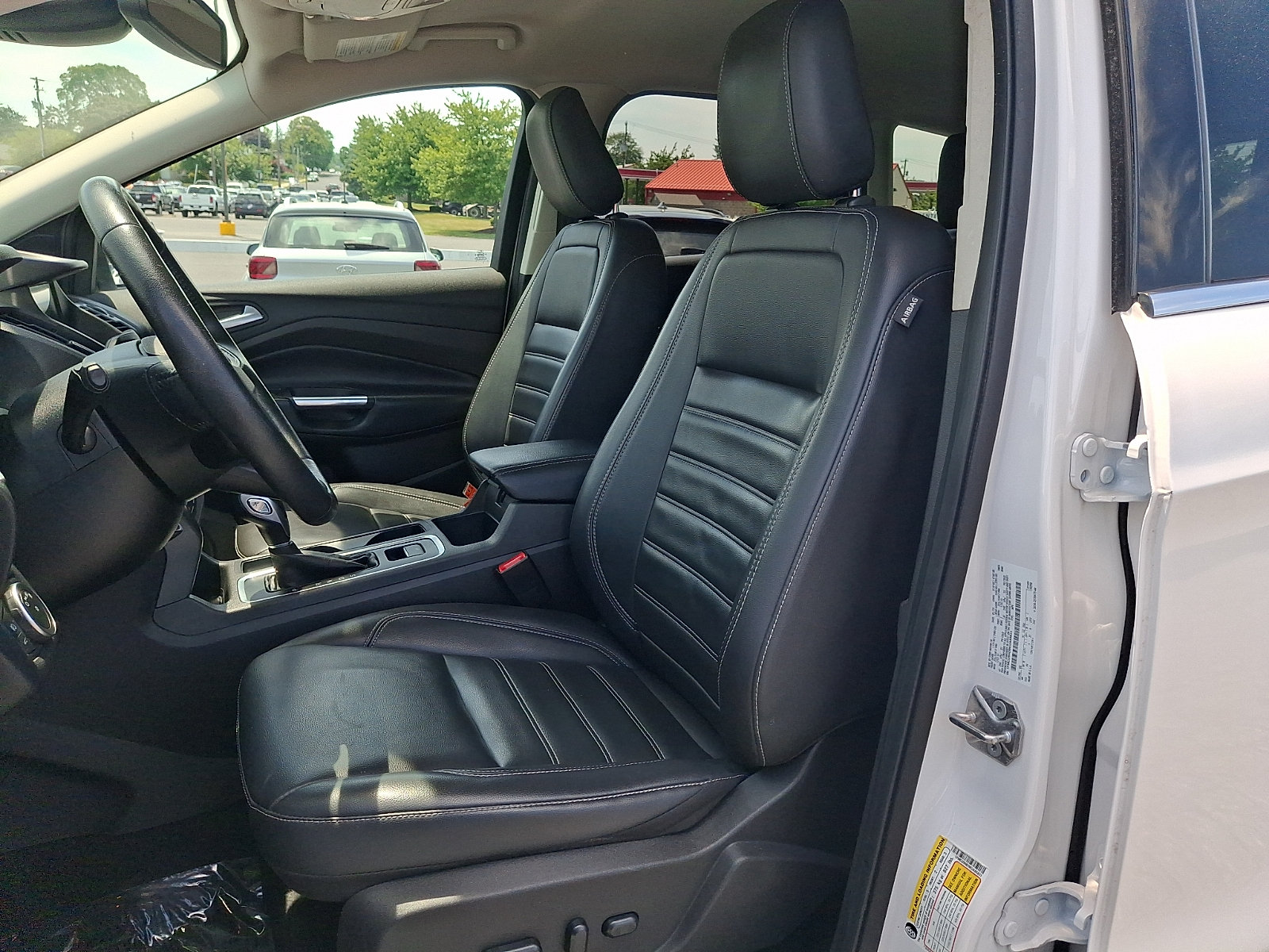 Used 2019 Ford Escape SEL AWD/4WD image 13