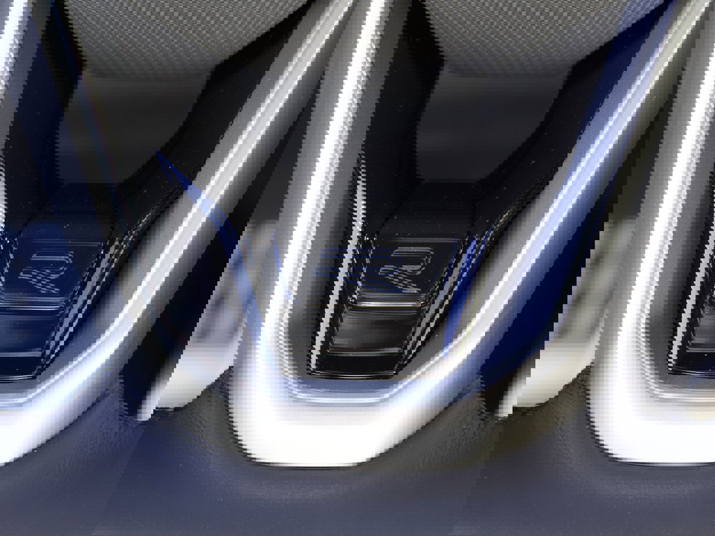 New 2026 Volkswagen Atlas Cross Sport SEL R-Line image 18