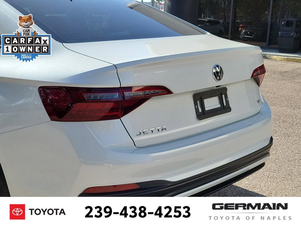 Used 2024 Volkswagen Jetta SE FWD image 16