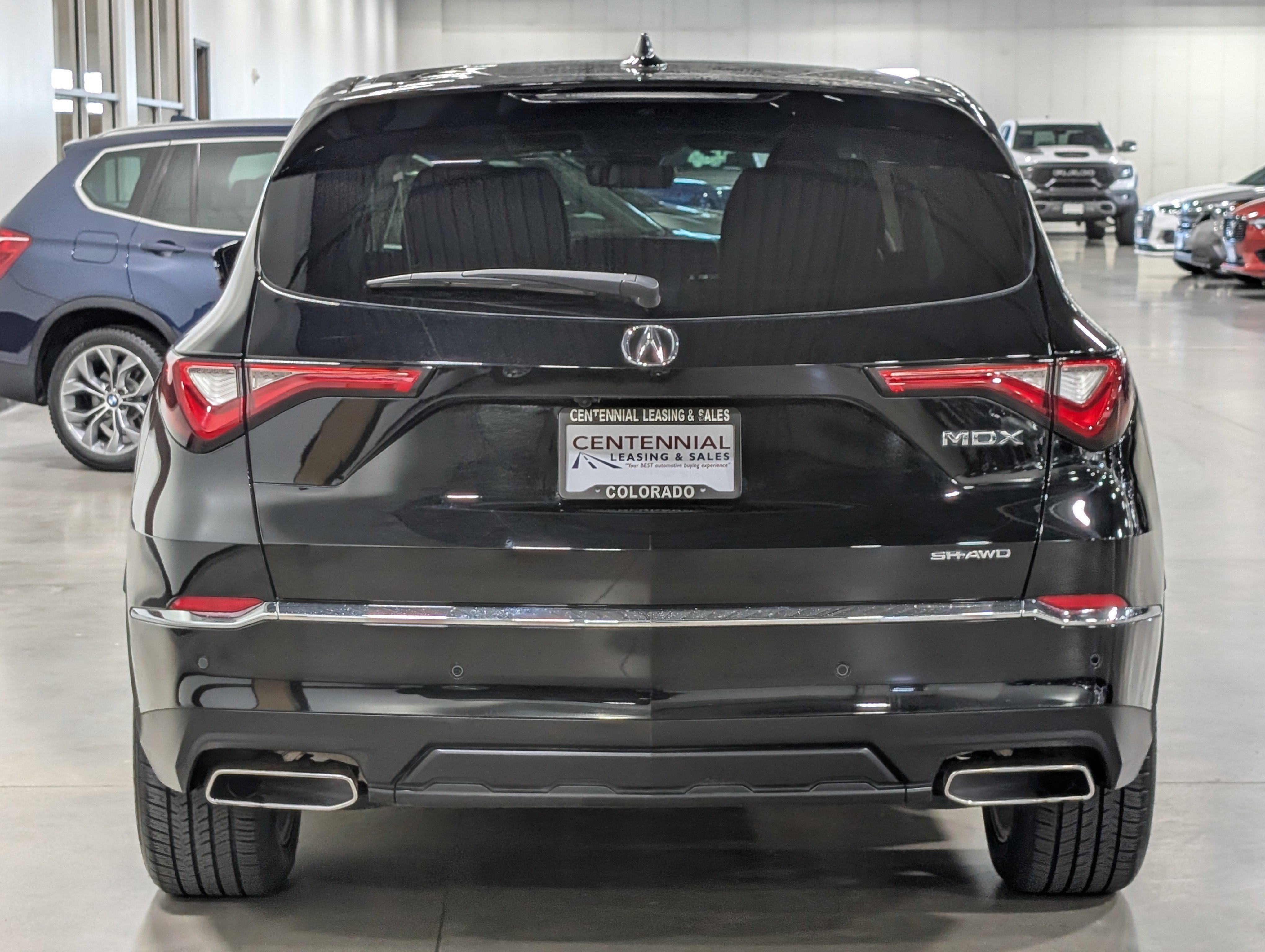 Used 2023 Acura MDX SH-AWD w/ Technology Package image 4