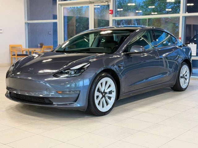 Used 2022 Tesla Model 3 Long Range AWD/4WD image 4