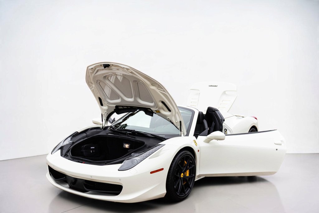 Used 2014 Ferrari 458 Spider RWD image 33
