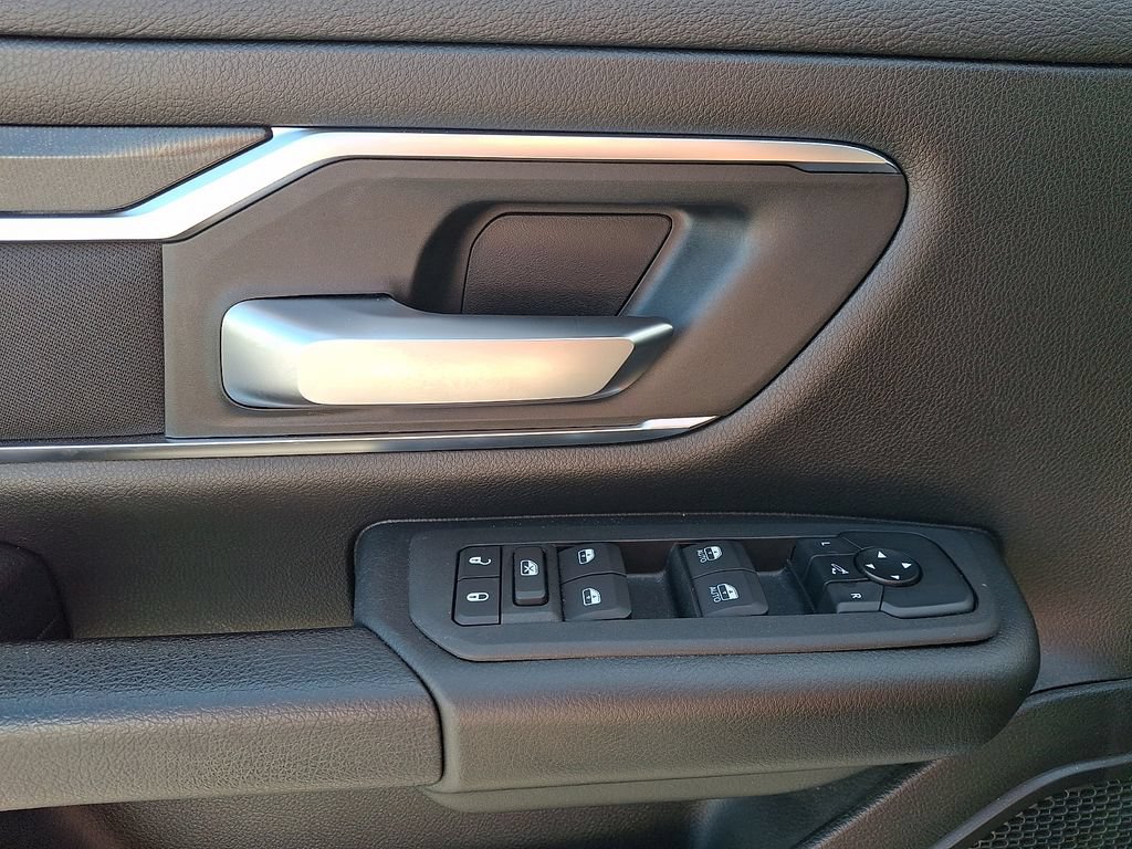 Used 2025 RAM 1500 Big Horn AWD/4WD image 14