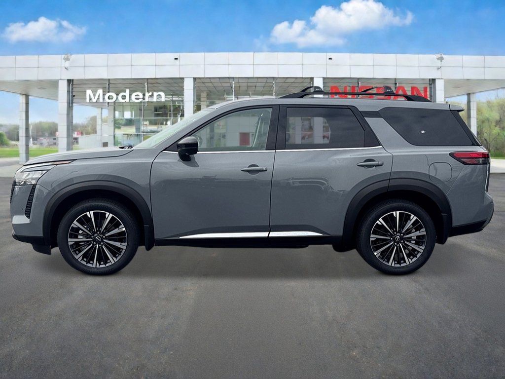 New 2026 Nissan Pathfinder Platinum AWD/4WD image 2
