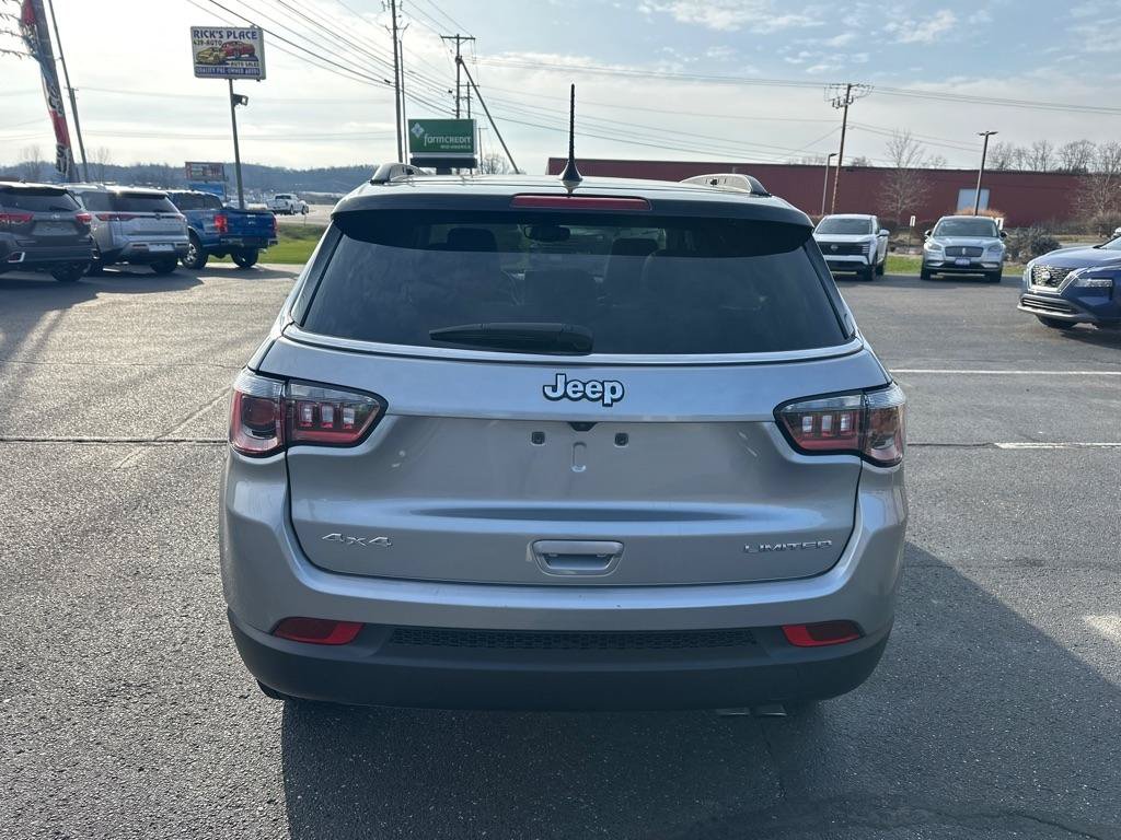 Used 2022 Jeep Compass Limited w/ Sun and Sound Group AWD/4WD image 4