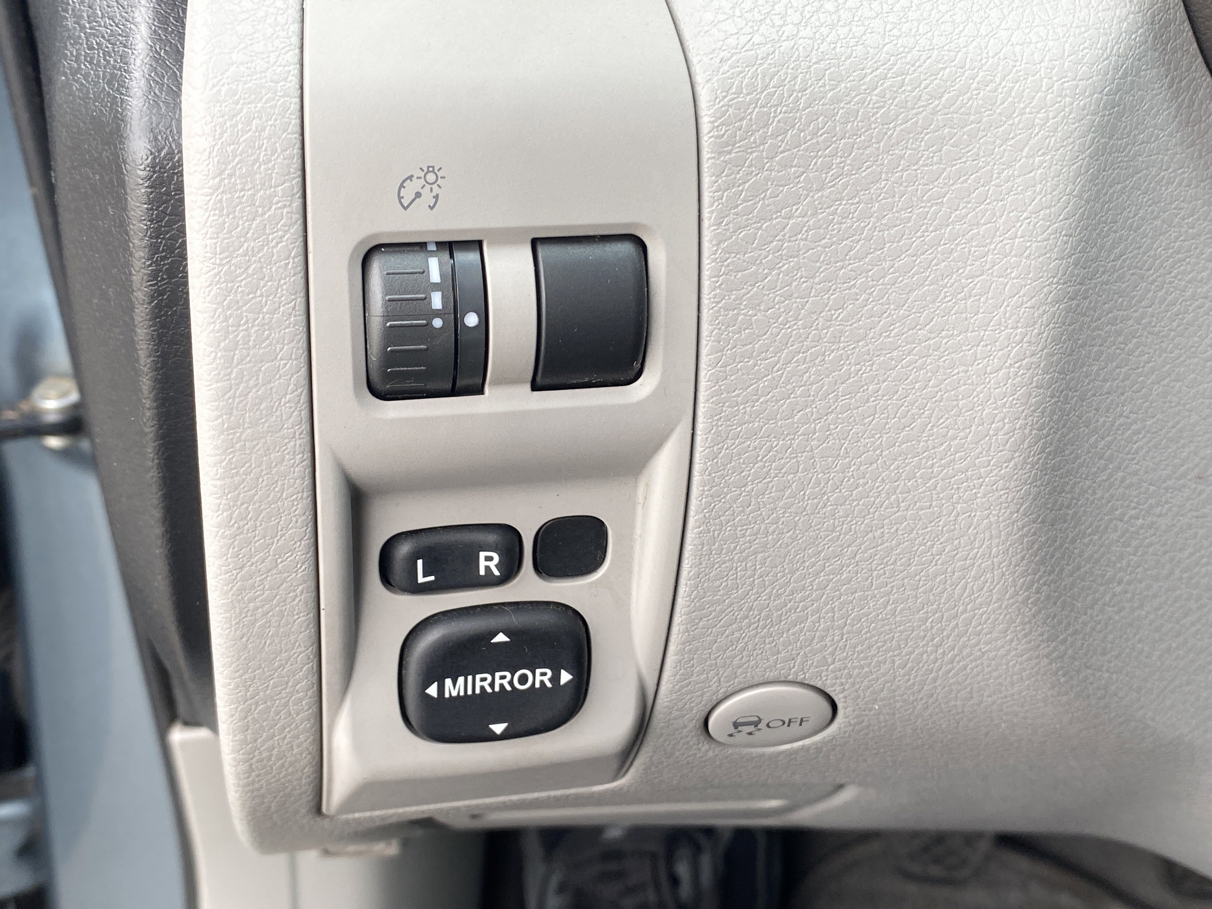 Used 2010 Subaru Forester 2.5X Premium image 14