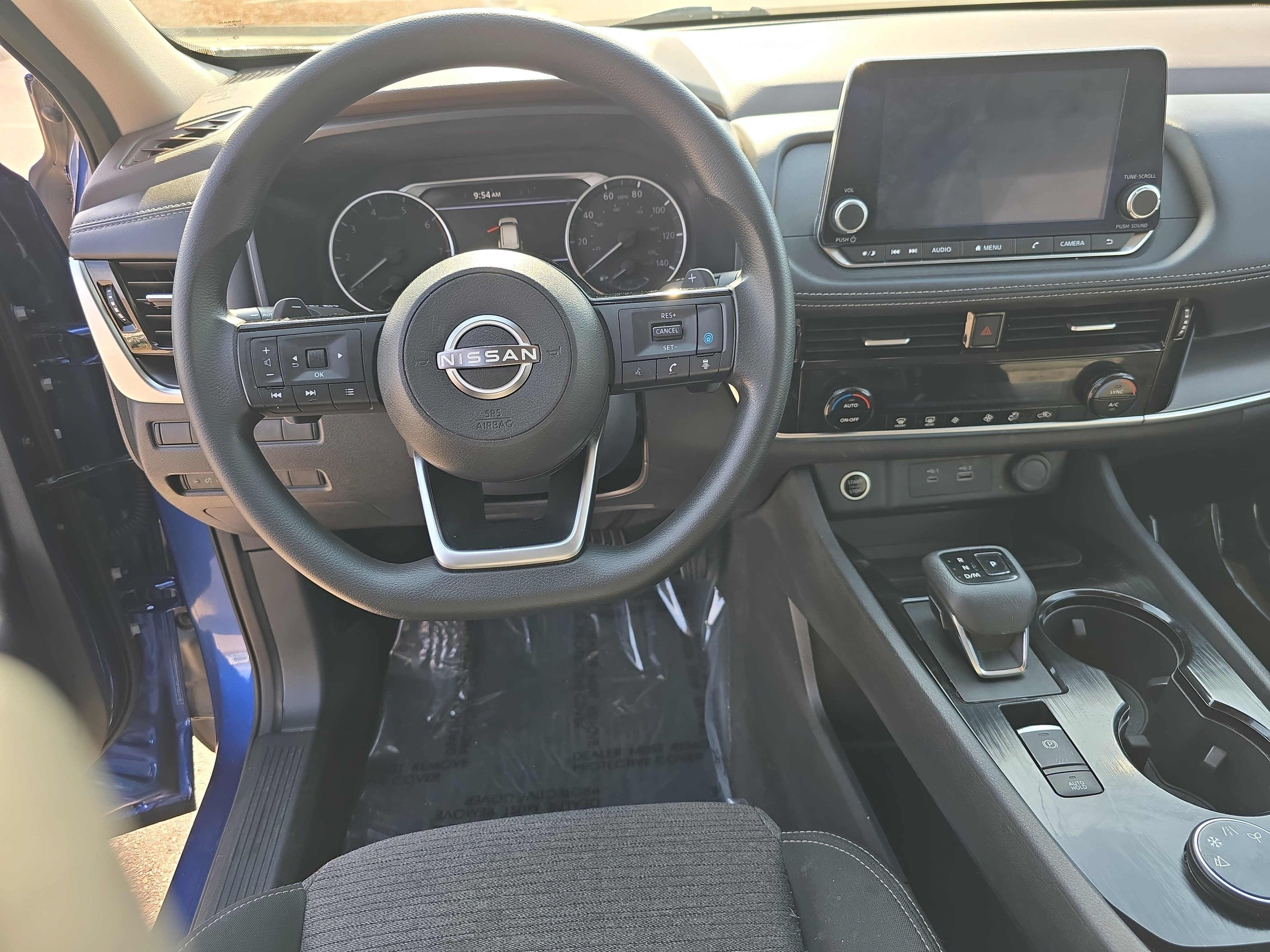 Used 2022 Nissan Rogue SV image 16