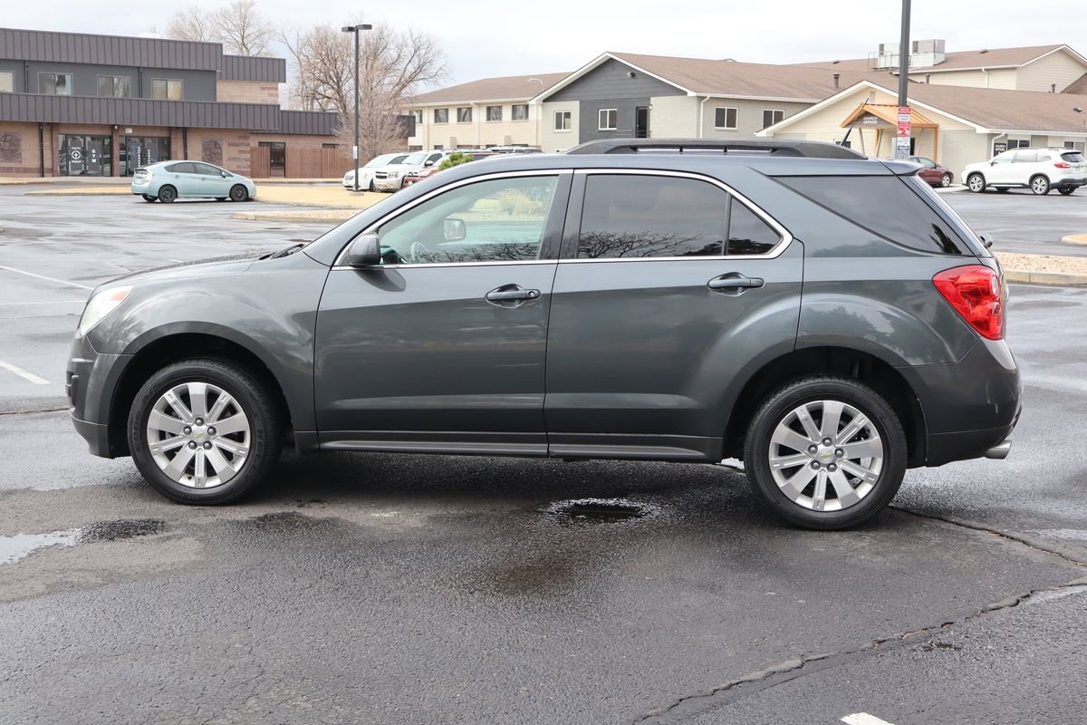 Used 2011 Chevrolet Equinox LT w/ Driver Convenience Package image 9