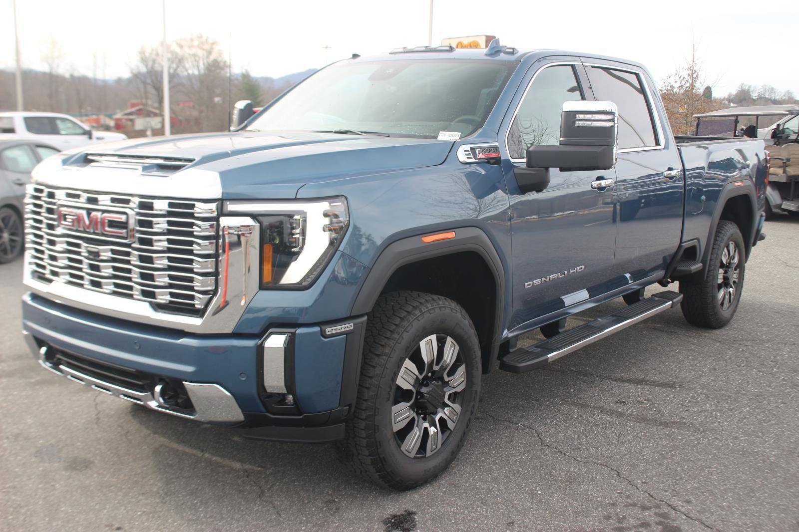 New 2026 GMC Sierra 2500 Denali w/ Denali Reserve Package image 3