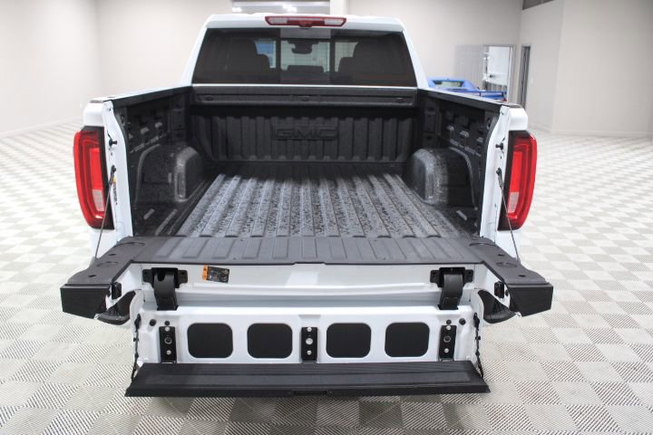 New 2026 GMC Sierra 1500 Denali w/ Denali Reserve Package image 15