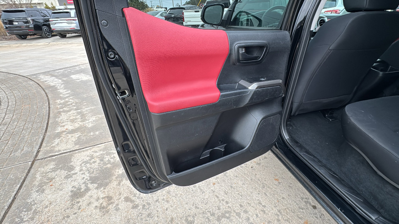 Used 2023 Toyota Tacoma SR5 image 12