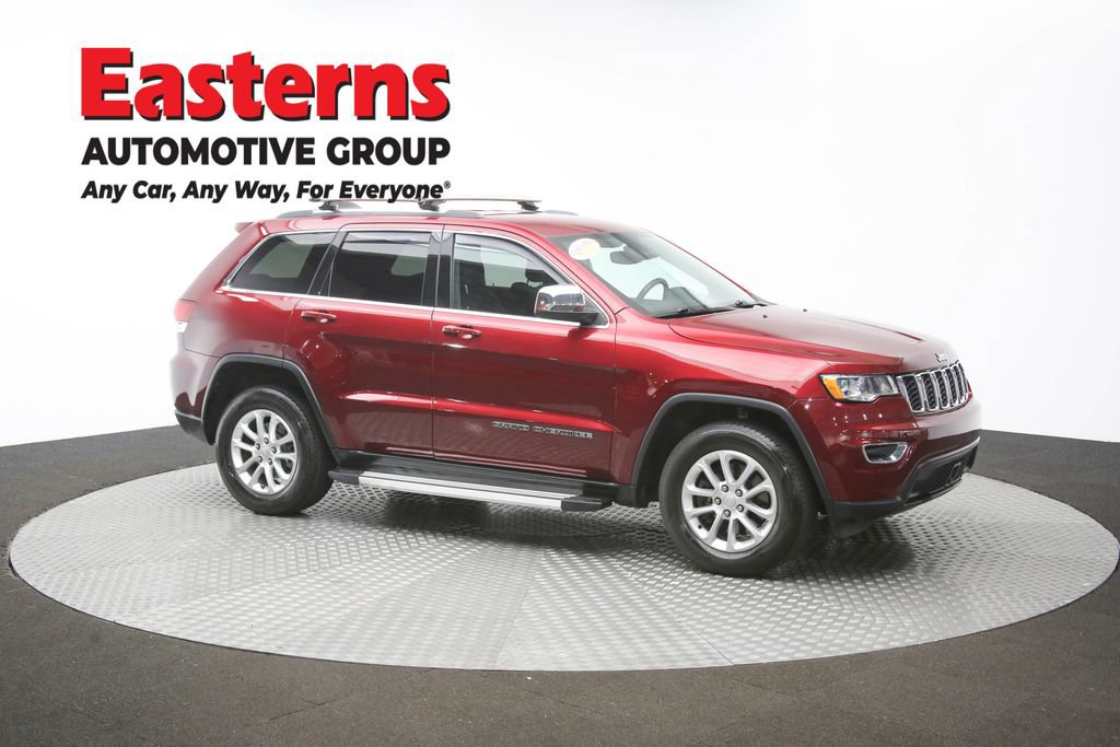 Used 2021 Jeep Grand Cherokee Laredo w/ Security & Convenience Group image 47