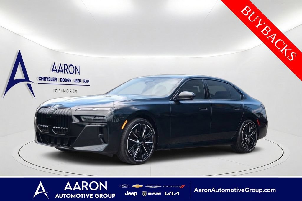 Used 2023 BMW 760i xDrive AWD/4WD image 1