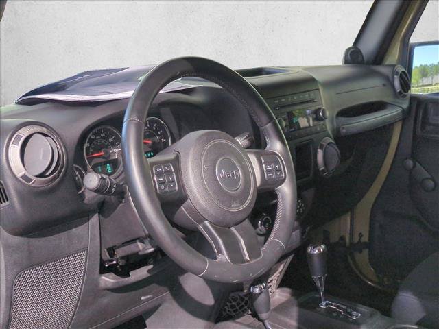 Used 2013 Jeep Wrangler Unlimited Sport w/ Connectivity Group AWD/4WD image 10