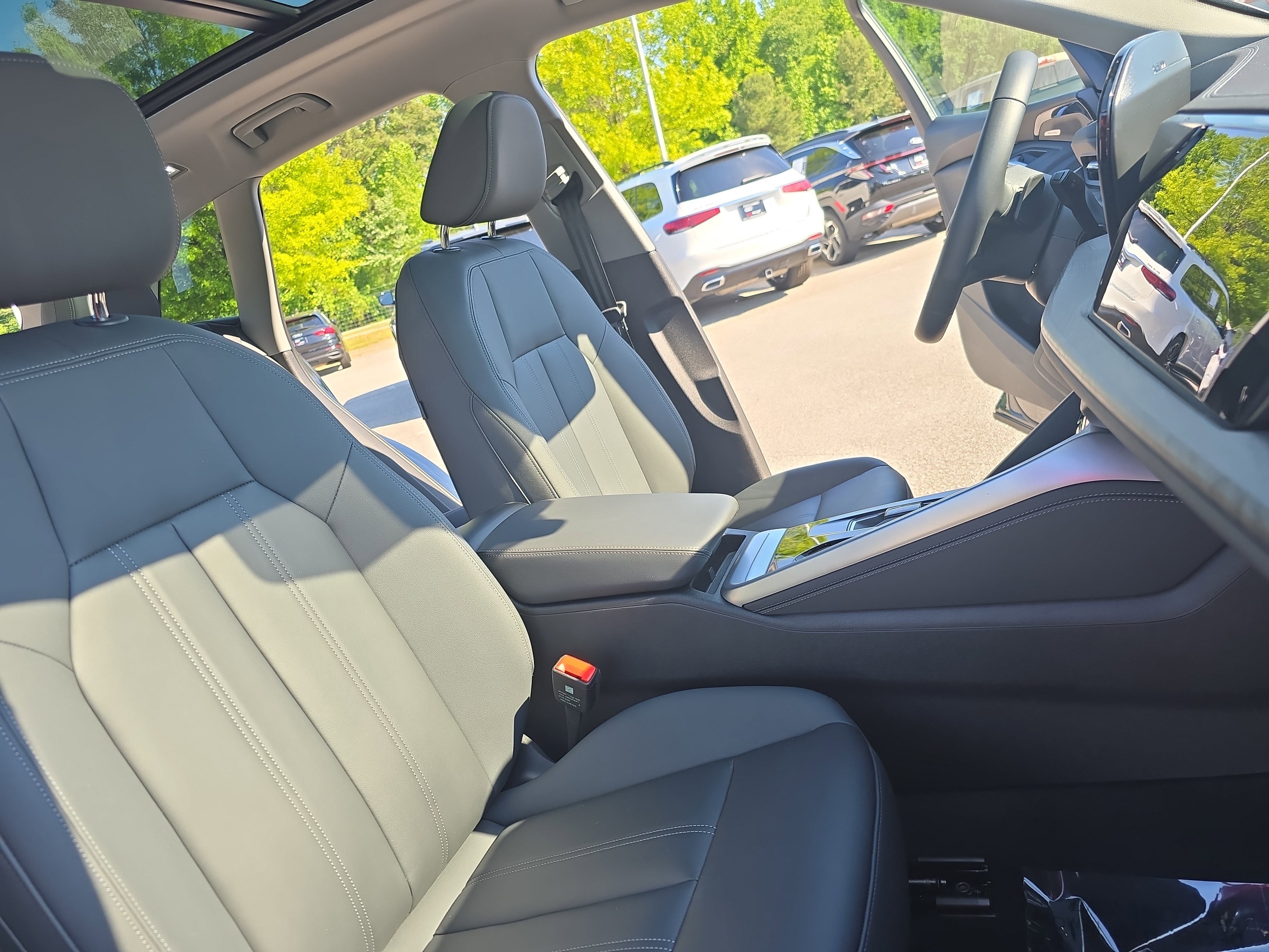 Certified 2025 Audi Q5 Premium Plus w/ Premium Plus AWD/4WD image 10