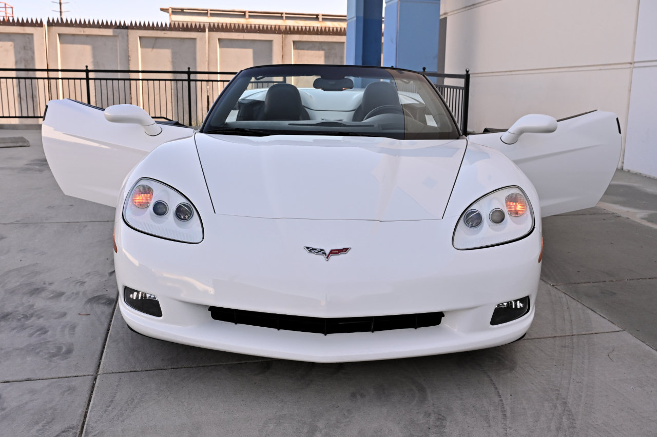 Used 2006 Chevrolet Corvette Convertible w/ Preferred Equipment Group RWD image 57
